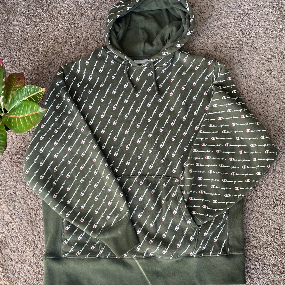 Dark Green Champion Sweatshirt / Hoodie / Pullover